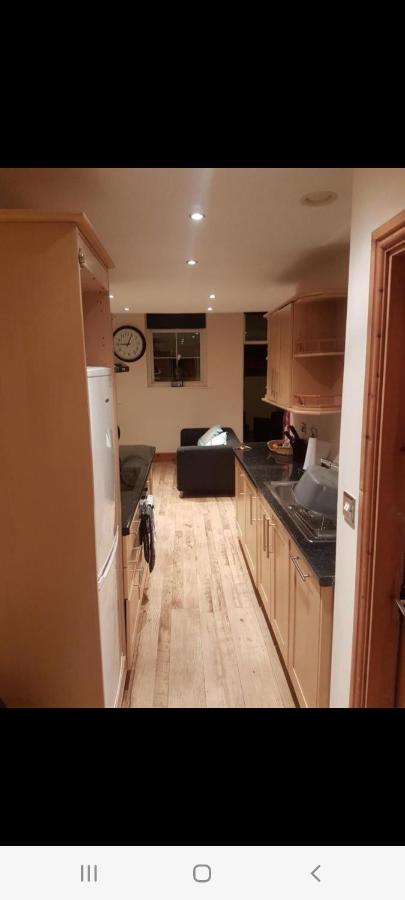 Spacious 2 Bed Appartment Next To Bae With Spa Bath Barrow-in-Furness Ngoại thất bức ảnh